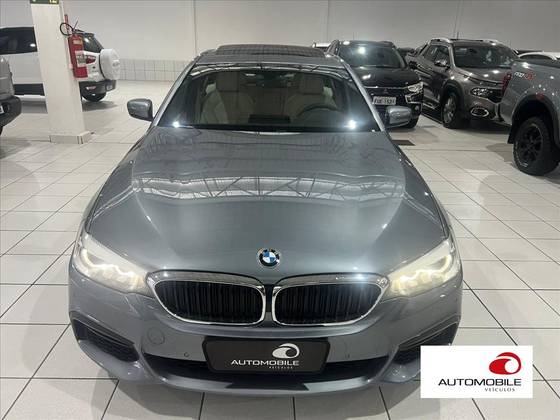 BMW 530i 2.0 16V TURBO GASOLINA M SPORT AUTOMÁTICO BMW 530i 2.0 16V TURBO GASOLINA M SPORT AUTOMÁTICO